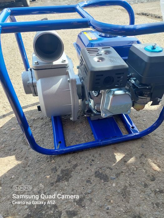 Мото помпа фирма скат 80