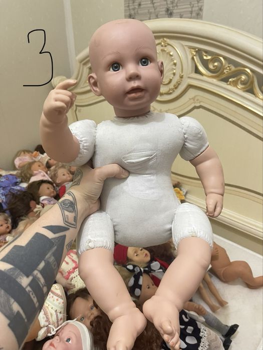 Продам коллекционных новых кукол