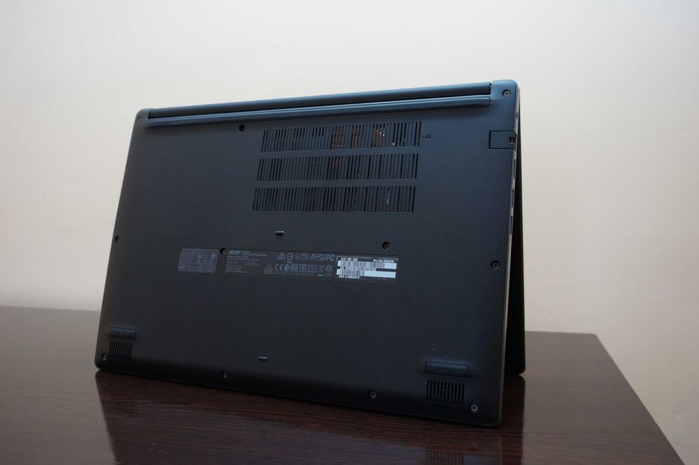 i3 10 avlod videokartali 8GB ram 256GB SSD +500GB HDD