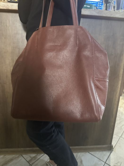 COCCINELLE-естетвена кожа 100%