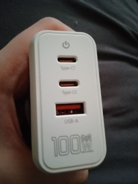 vând adaptor anstry 100w încărcare rapidă