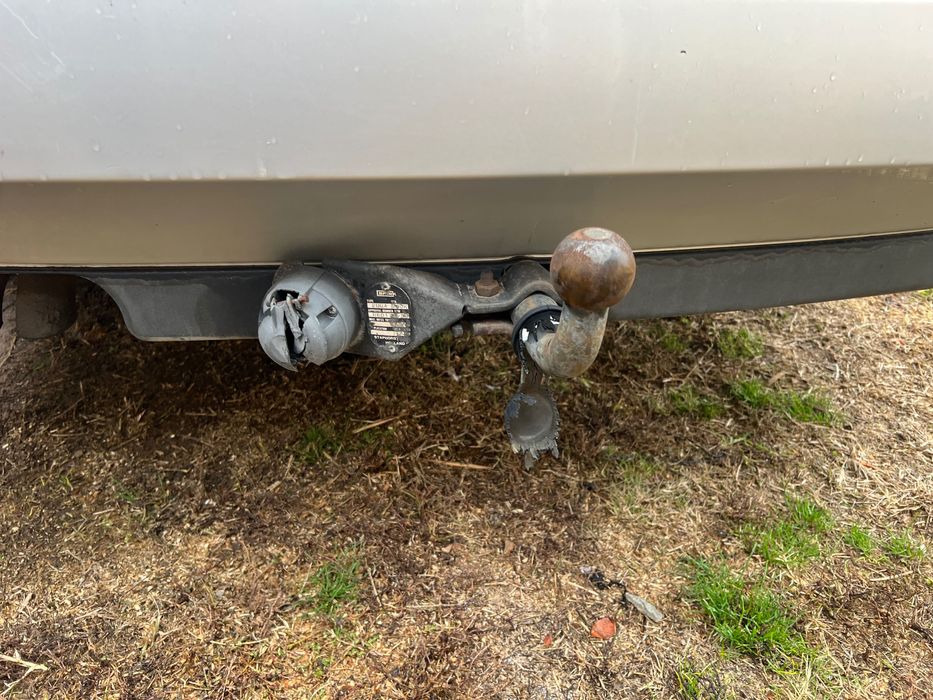 Колата се продава на части