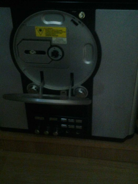 Sistem muzica karaoke cu cd si microfon