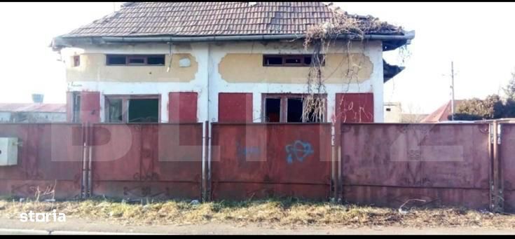 Casa Veche Demolabila In Ungheni