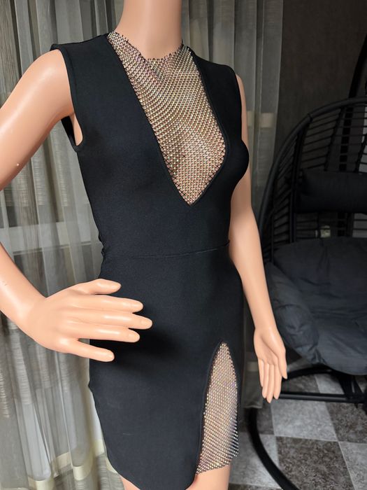 Черна рокля Bellabarnett