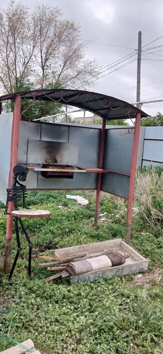 Беседка шашлычная с декором