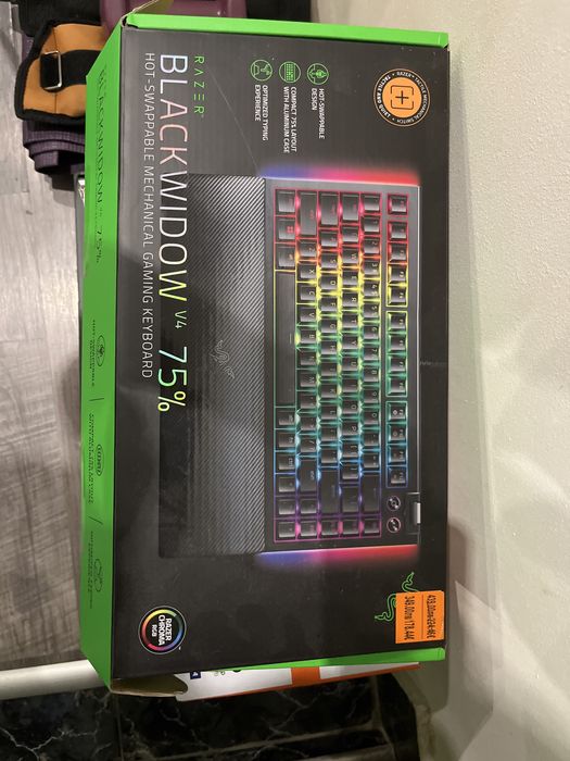 Механична клавиатура Razer - BlackWidow V4 75%
