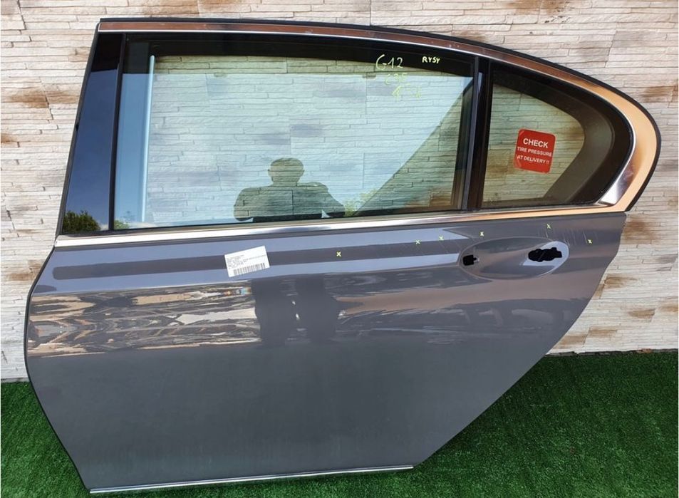 usa stanga spate bmw seria 7 g12