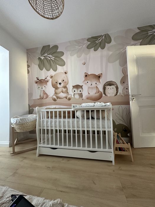 Pătuț, saltea, masă de înfășat