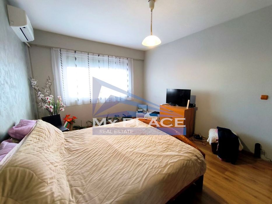 Продава се Двустаен апартамент в Шумен, Добруджански - 60 кв.м за 893 €/кв.м - Снимка #5