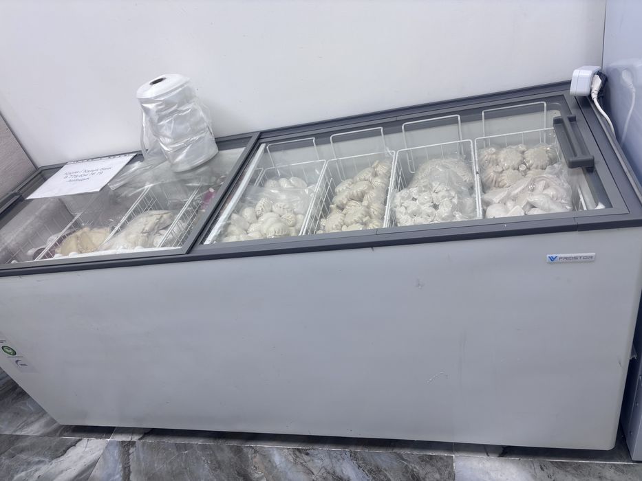 Продам витринный морозильник