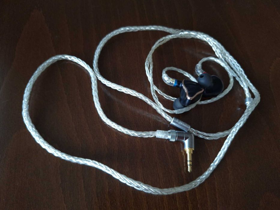 FiiO FH7 – флагмански хибридни IEM слушалки, перфектно състояние