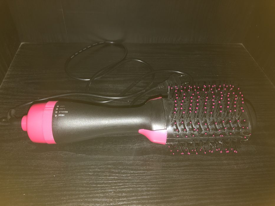 Фен расческа для волос