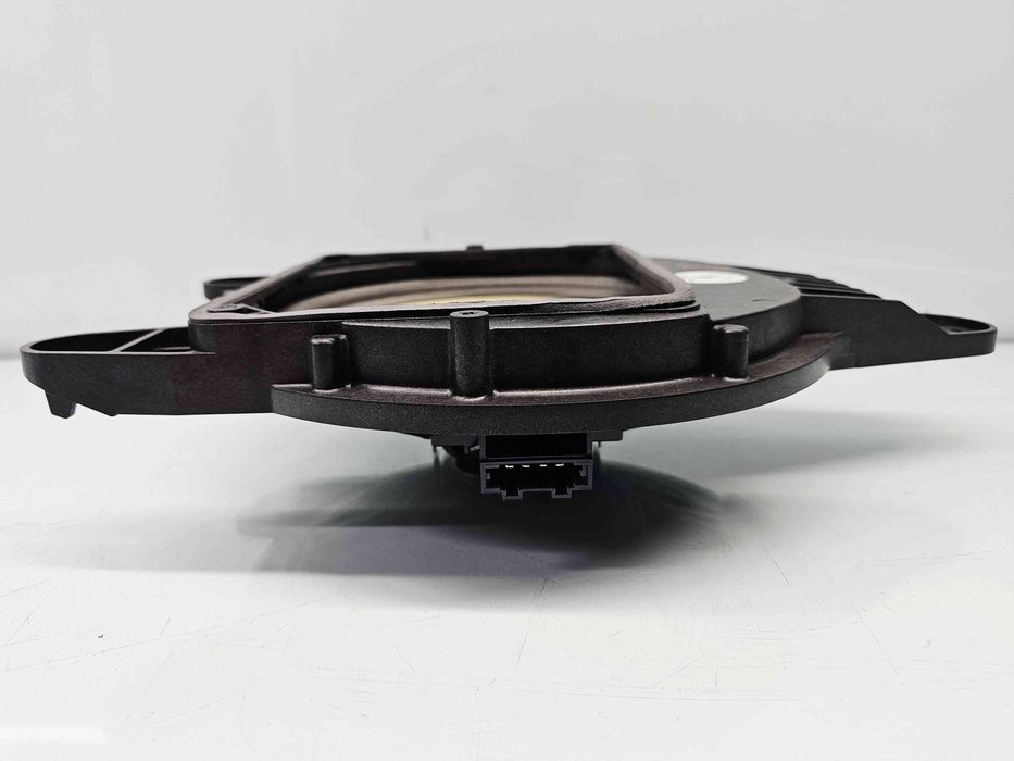 Subwoofer Audi A4 (8W2, B9) [Fabr 2015-2023] 8W5035412