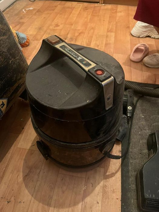 Продам качественный пылесос