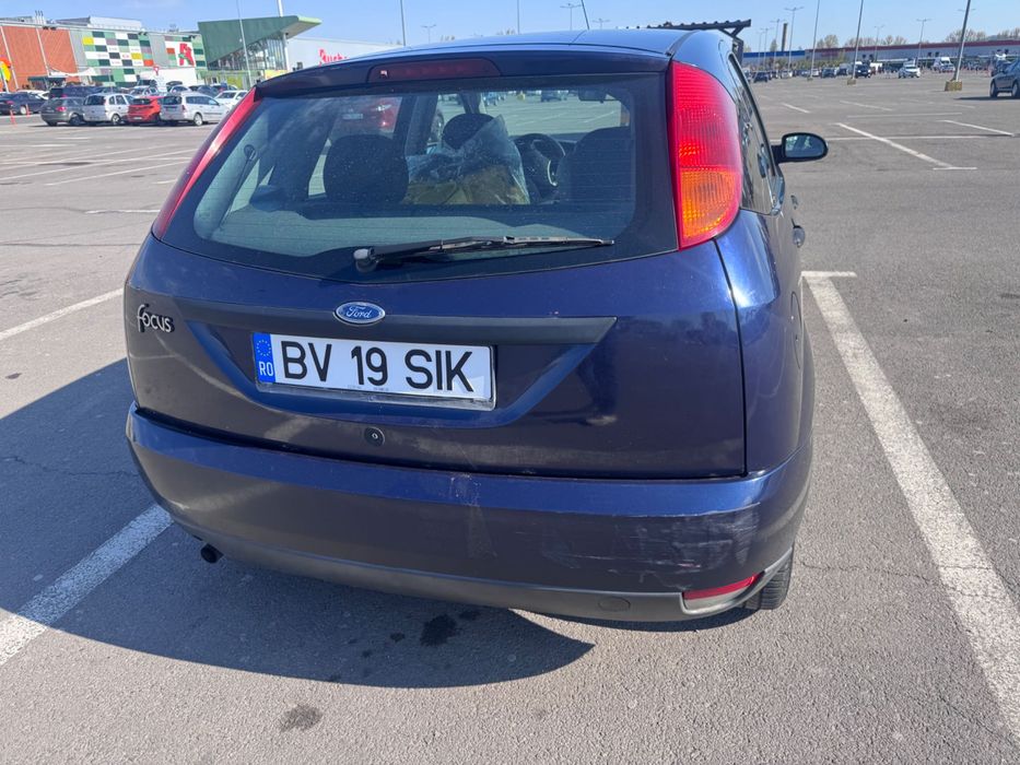 FORD Focus 2000