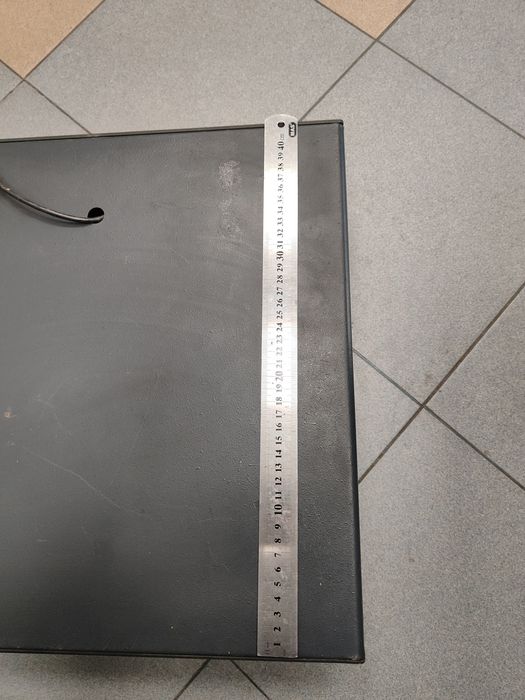 чекмедже за пари