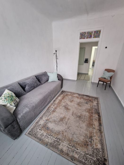 Сдам помесячно квартиру