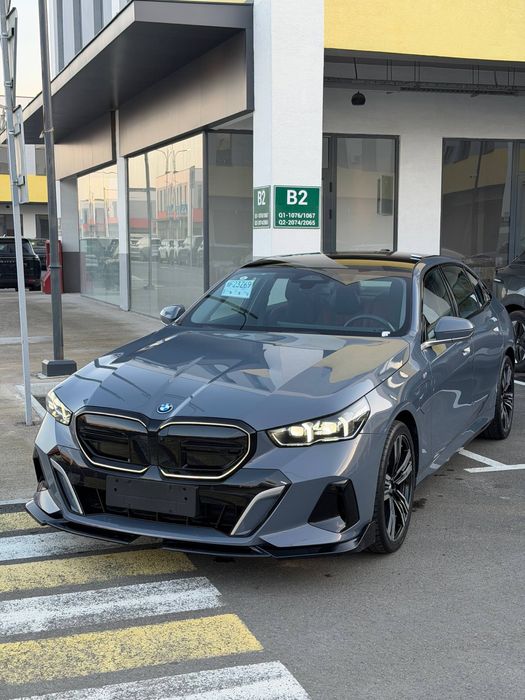 BMW i5 35L 2024 yil M -Sport