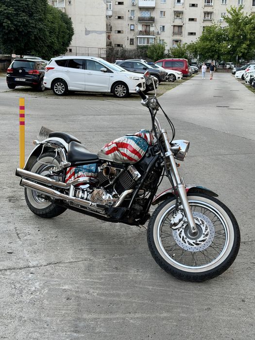 Yamaha Dragstar 650 custom chopper