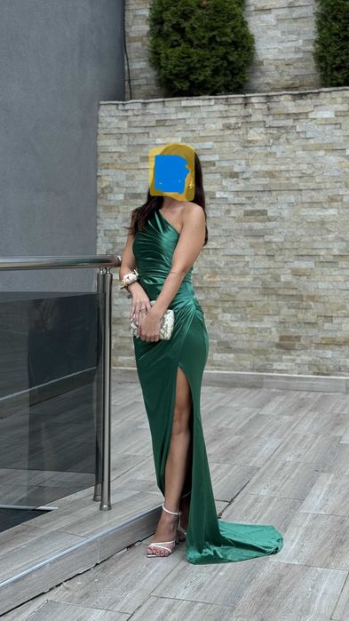 официална зелена рокля