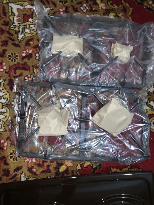 Продаются Новые газовые плиты