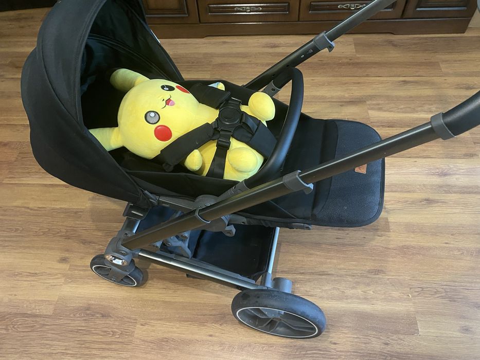 Продам коляску! В отличном состаяние