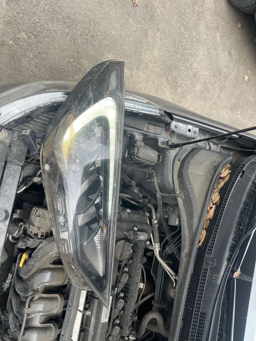 Правая фара акцент 2021 рест