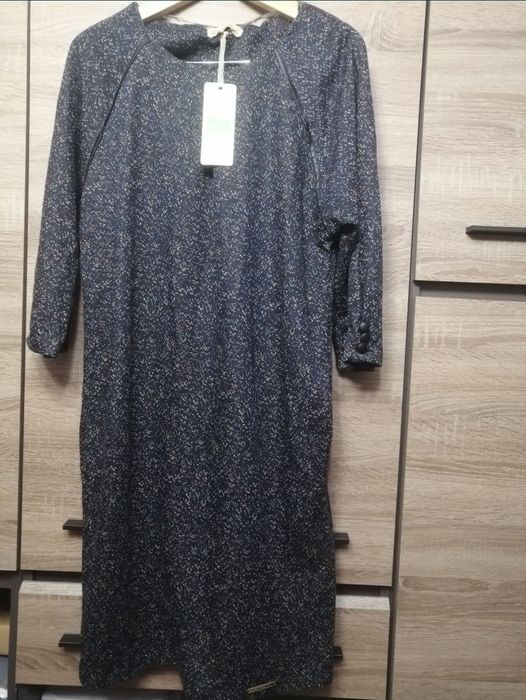 Платье женское с рукавом