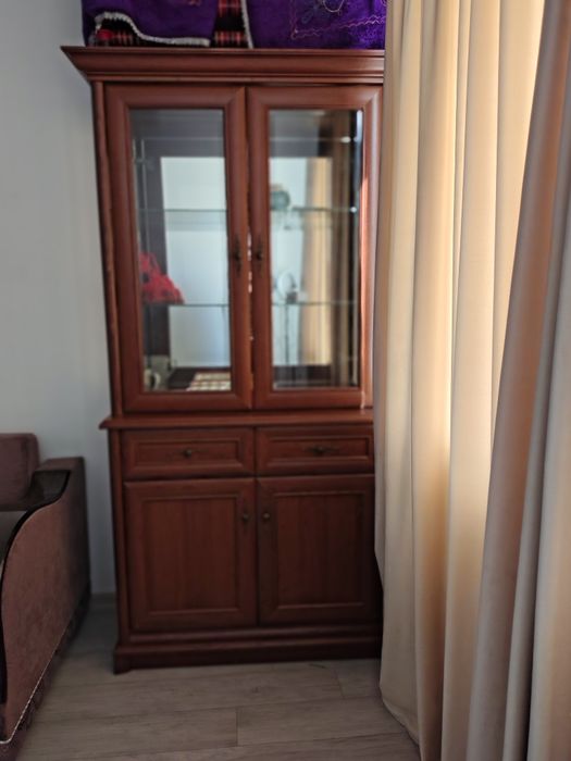 Срочно Продам сервант