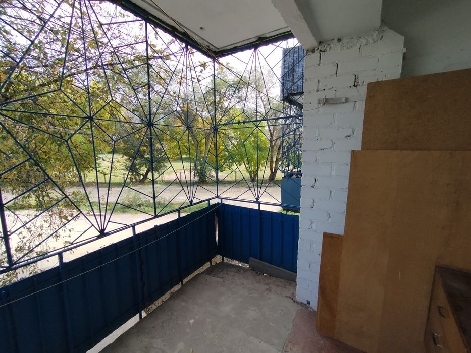 Продам 3-х  комнатную квартиру