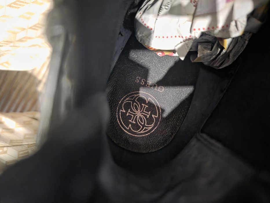 Дамски кожени боти GUESS