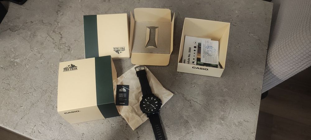 Мъжки часовници casio pro trek