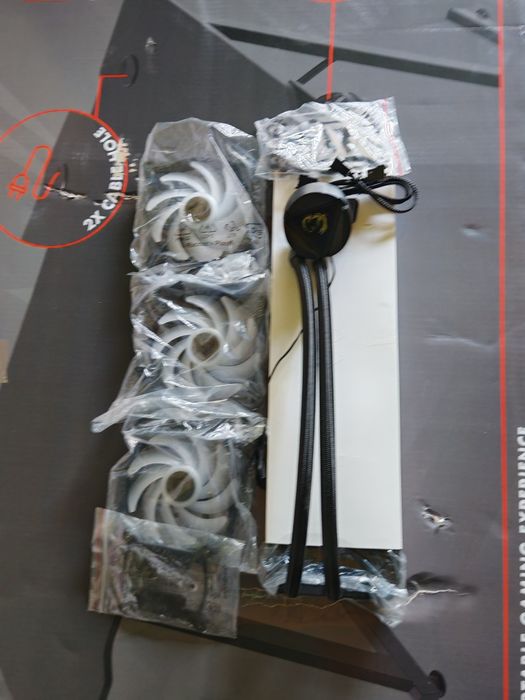 Cooler procesor răcire pe apă