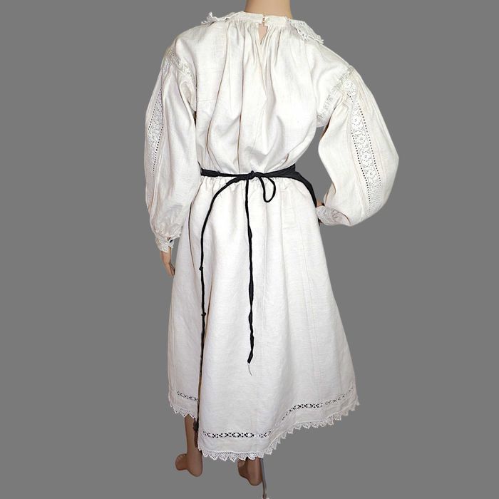 Costum popular vechi din Arad , port popular autentic masura M