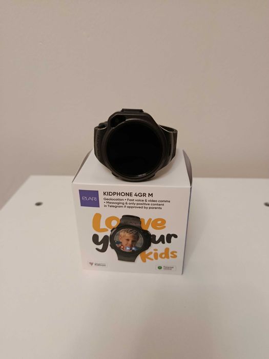 Детские smart часы elari kidphone 4gr m