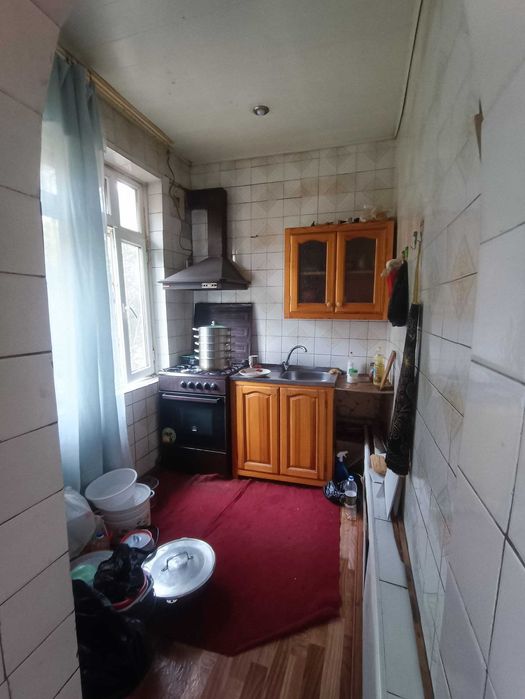 Продаётся 2 ком квартира ТТЗ 1 на против базара