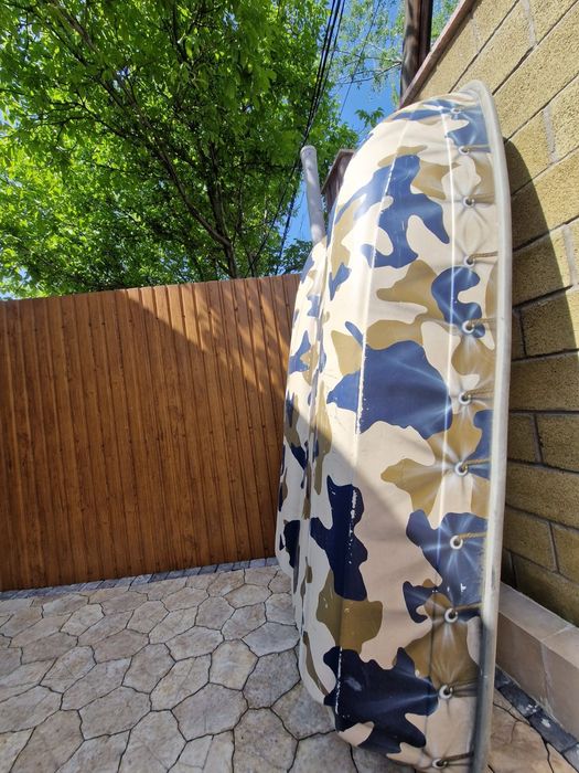 Продам лодку с мотором