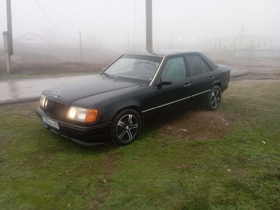 Продам Мерседес 124