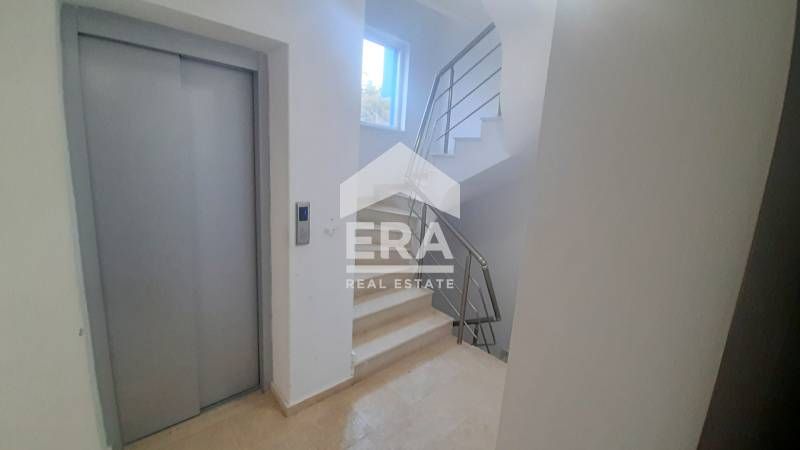 Продава се Двустаен апартамент в Поморие - 57 кв.м за 1027 €/кв.м - Снимка #8