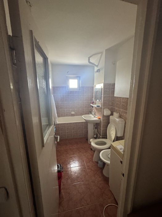 Apartament spatios Fagaras Ultra Central cu loc de parcare