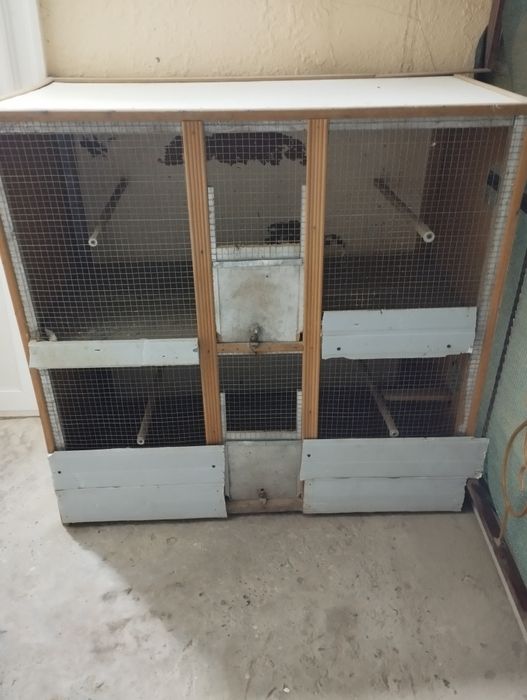 Клетка для кареллы