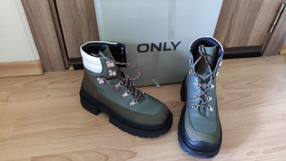 ONLY боти зелени 45лв
