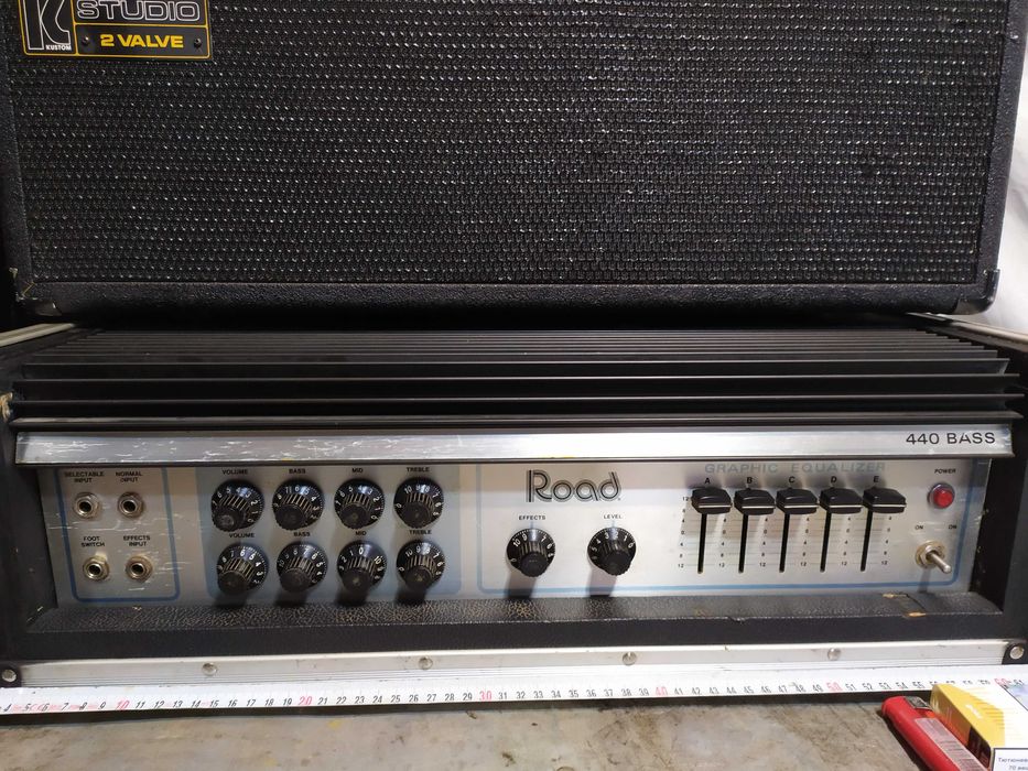 Усилвател,глава за бас китара Rickenbacker Road 440-USA