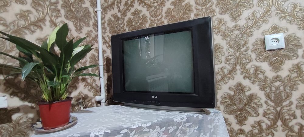 Продам телевизор