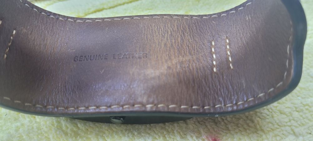 Продаётся  необичные часы GUESS кварц!