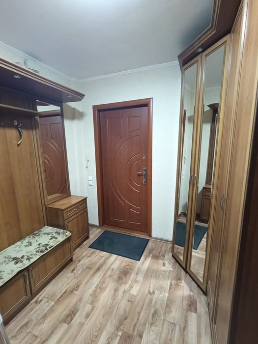 Продам 2х комн, центр