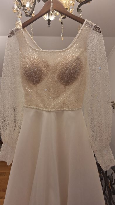 Vand rochie de mireasa