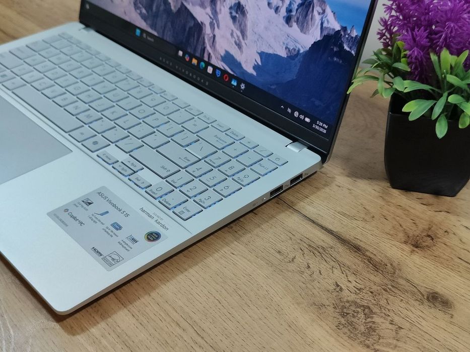 Asus Vivobook S15 Snapdragon XElite