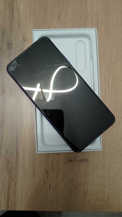 Huawei Nova 5T, с оригиналната кутия /лилав/